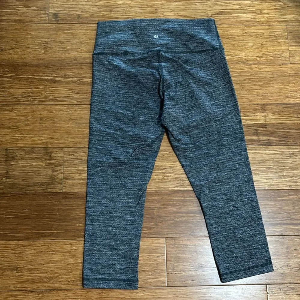 lululemon athletica High-Rise Cropped Leggings Gray Size 10